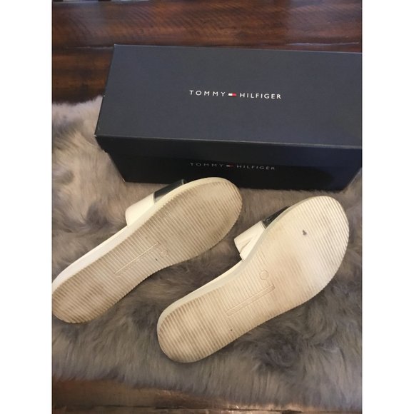 Tommy Hilfiger White and Silver Slides - Picture 4 of 4